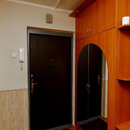 Сонячна Квартира На Княжому Затоні Kiev Luaran gambar